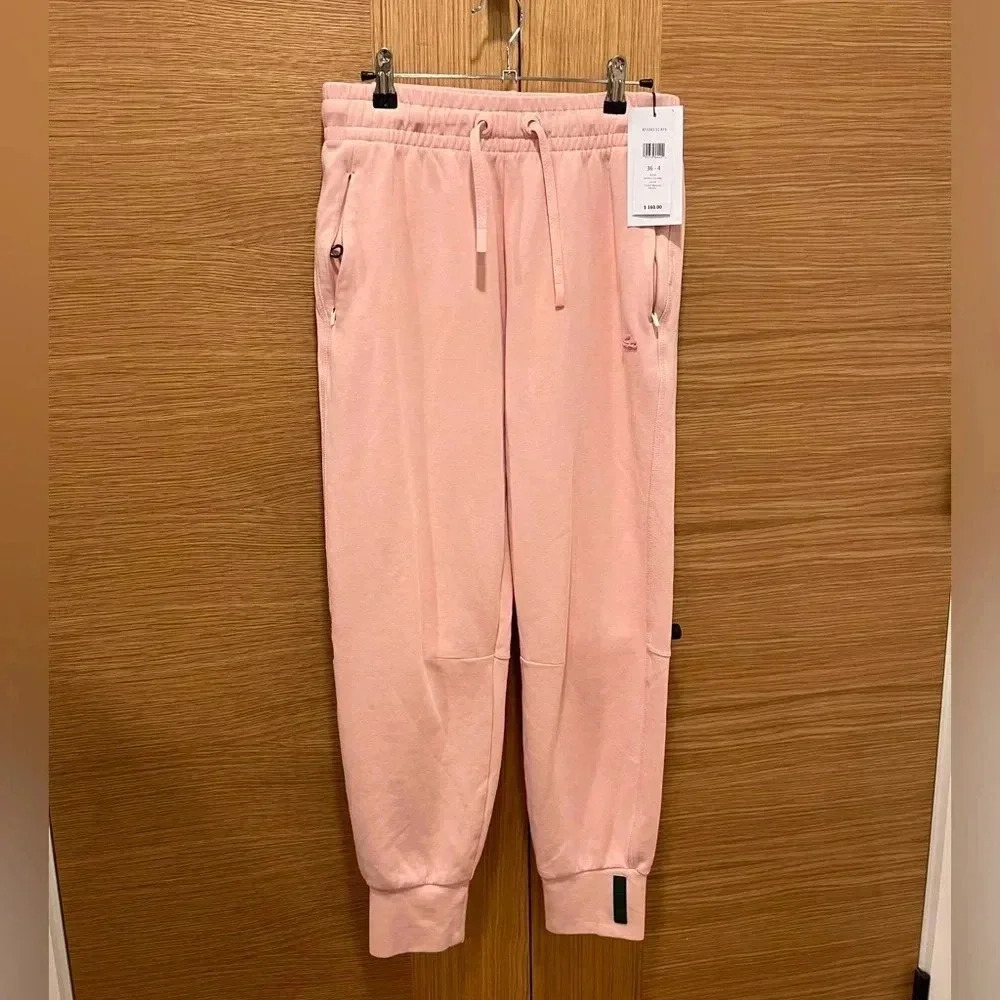 LACOSTE | Ankle-Crop Double-Fleece Joggers | Pink | Size 4 | NWT - Picture 2 of 9